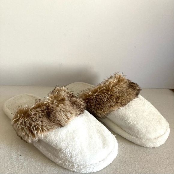 Pottery Barn Shoes - Pottery Barn slippers